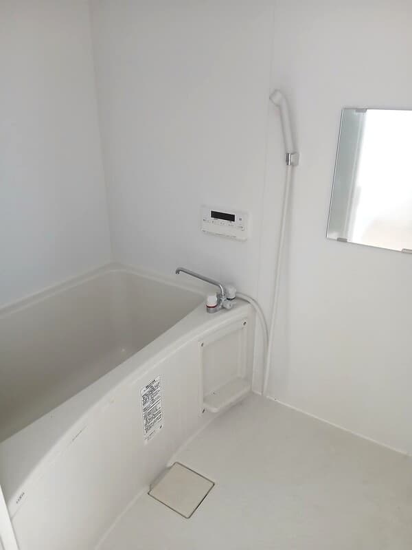 Room image 13
