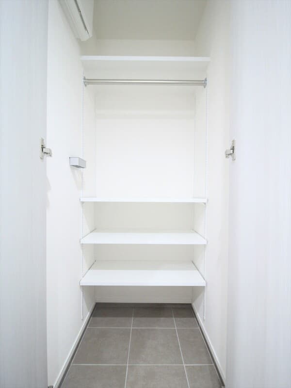 Room image 13