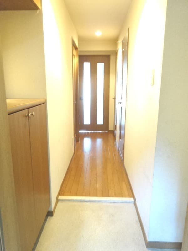Room image 11
