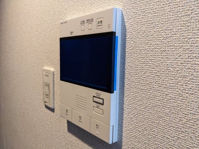 Room image 10