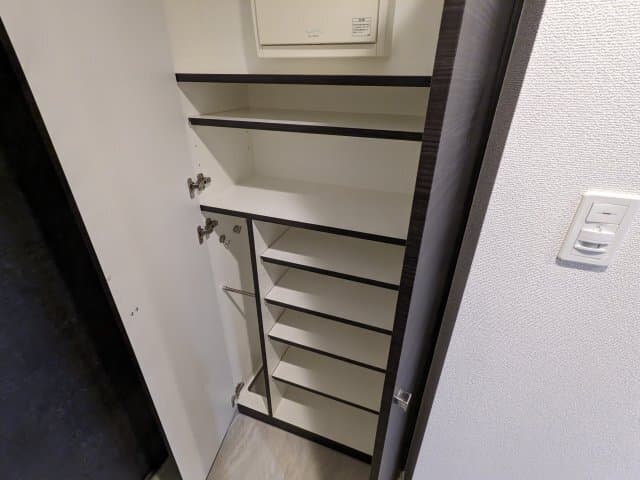 Room image 12
