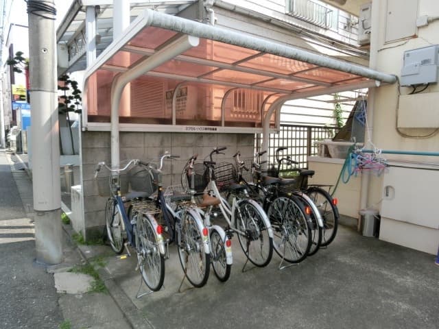 Room image 15