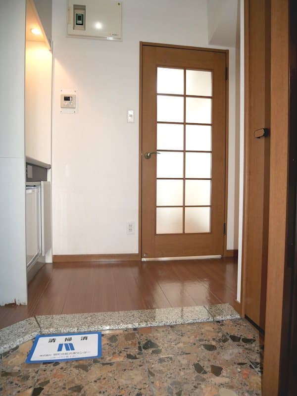 Room image 14