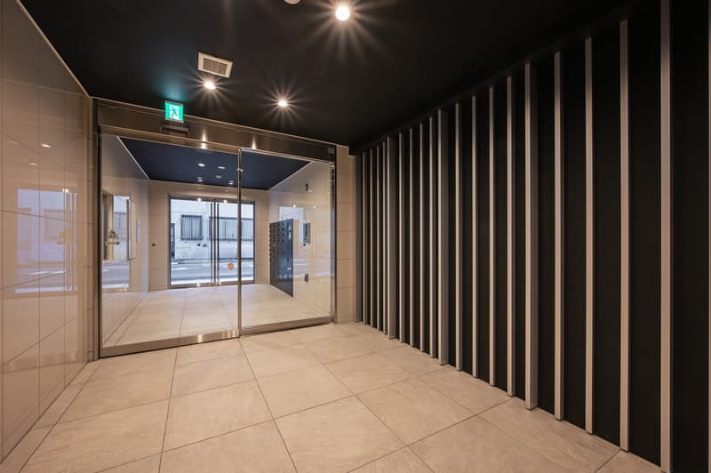 Room image 8