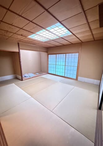Room image 8