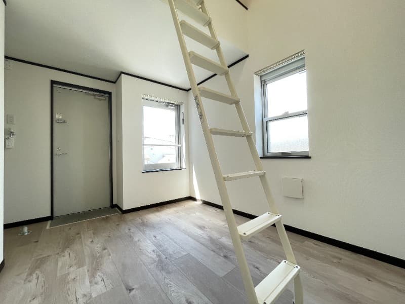 Room image 9