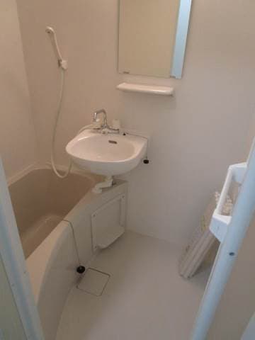Room image 9