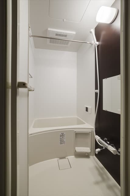 Room image 15
