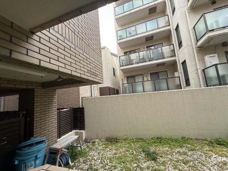 Room image 10