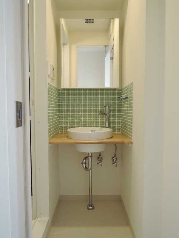 Room image 9