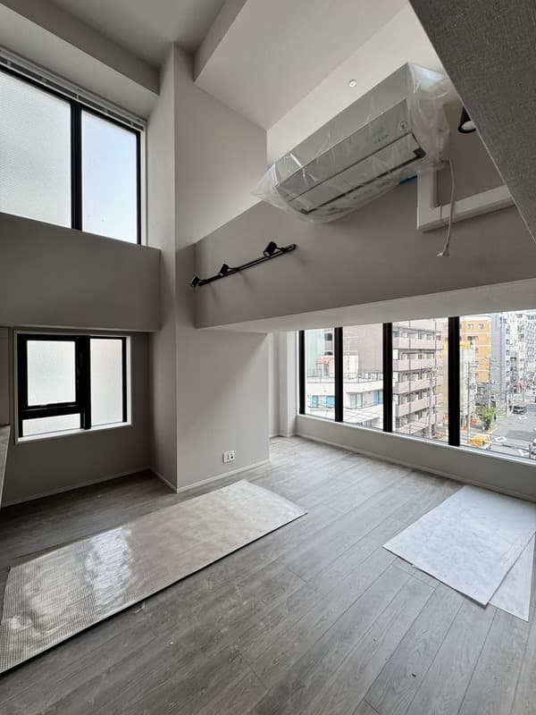Room image 10