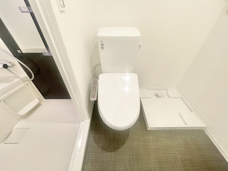 Room image 10