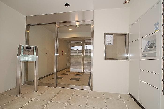 Room image 15