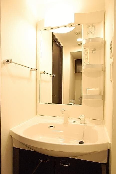 Room image 9