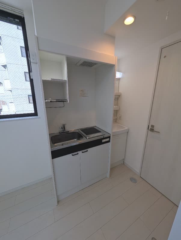 Room image 12