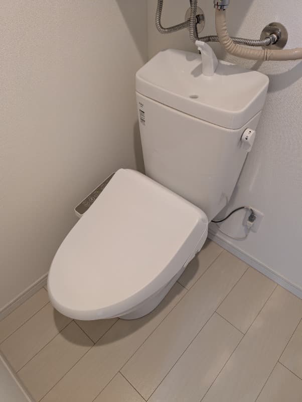 Room image 16