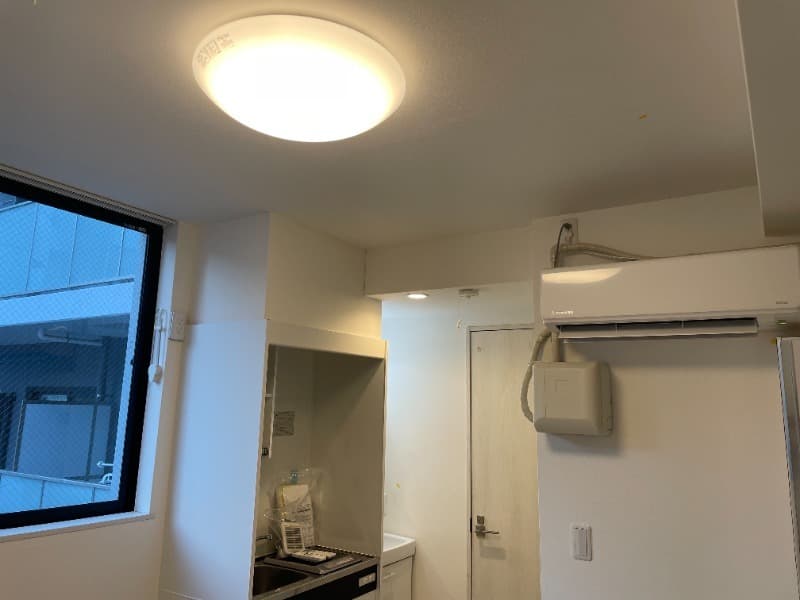 Room image 8