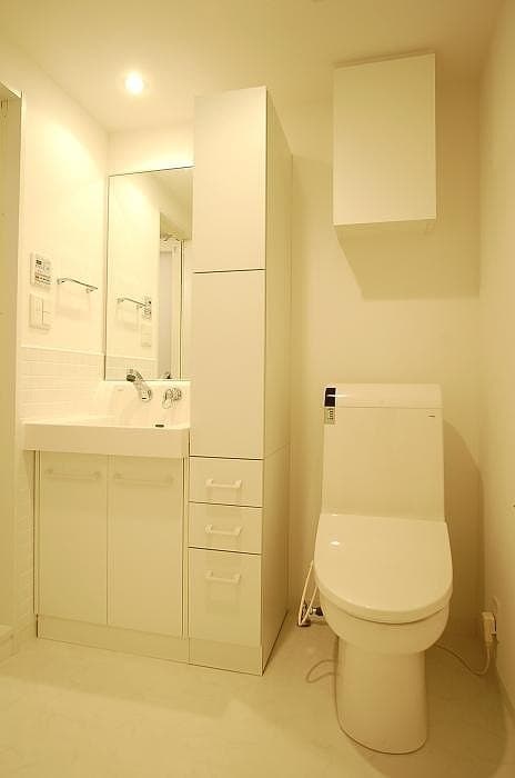 Room image 10