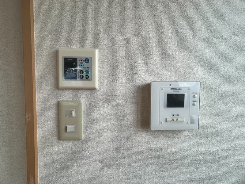 Room image 13