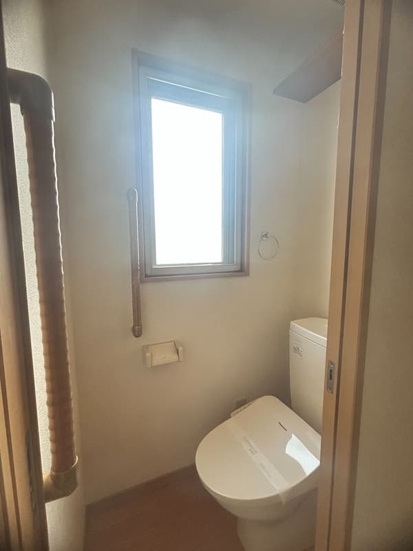 Room image 9