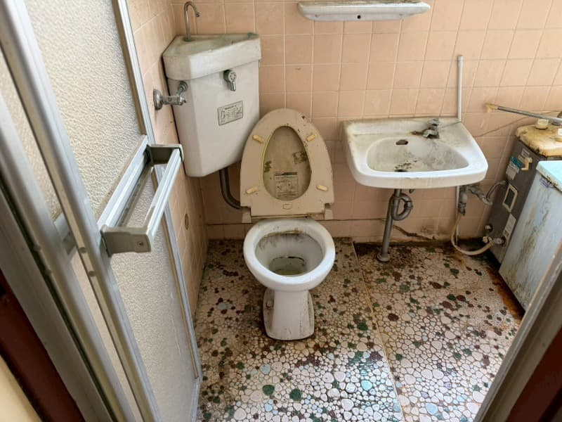 Room image 10
