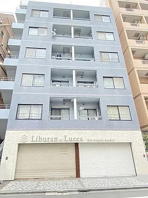 Room image 12