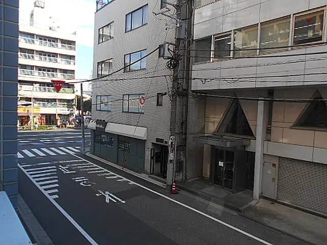 Room image 13