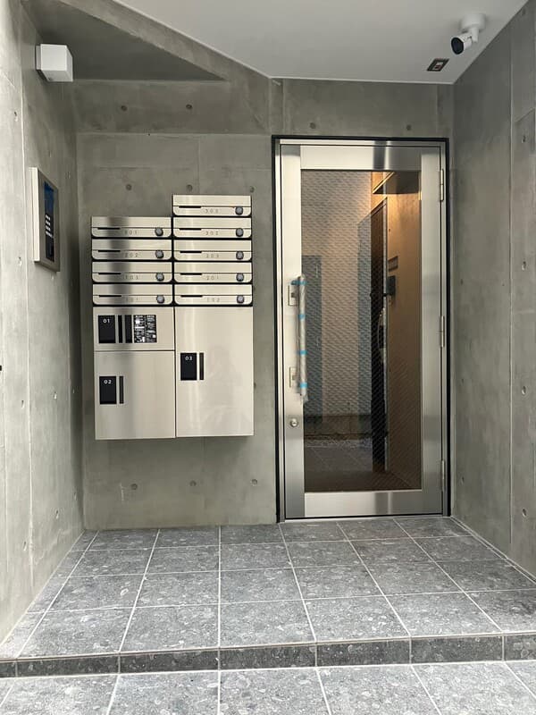 Room image 16