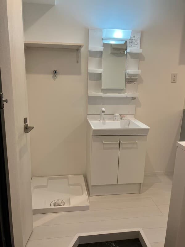 Room image 9