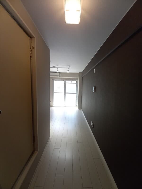 Room image 14