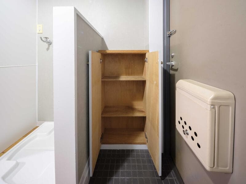 Room image 15