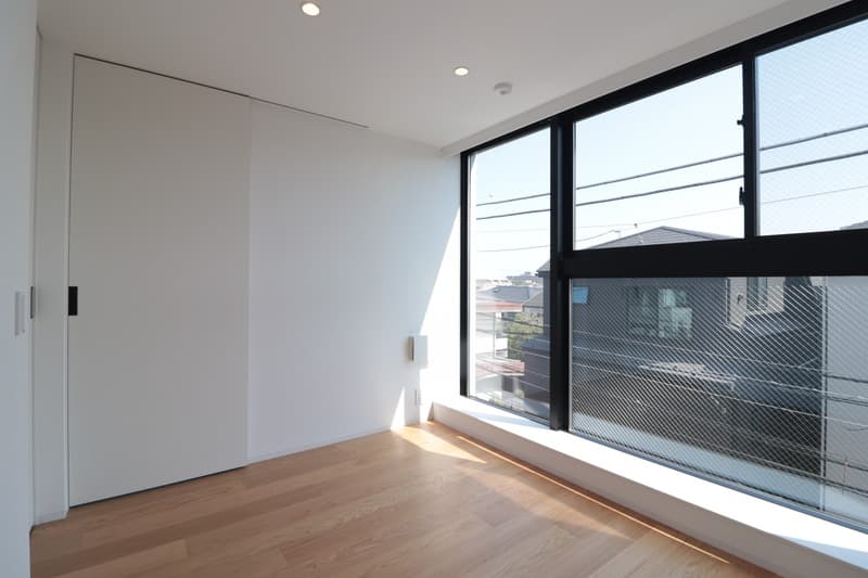 Room image 12