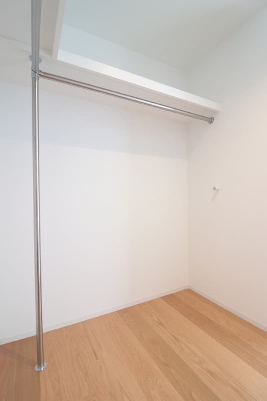 Room image 14