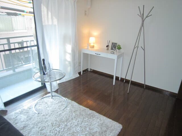 Room image 11
