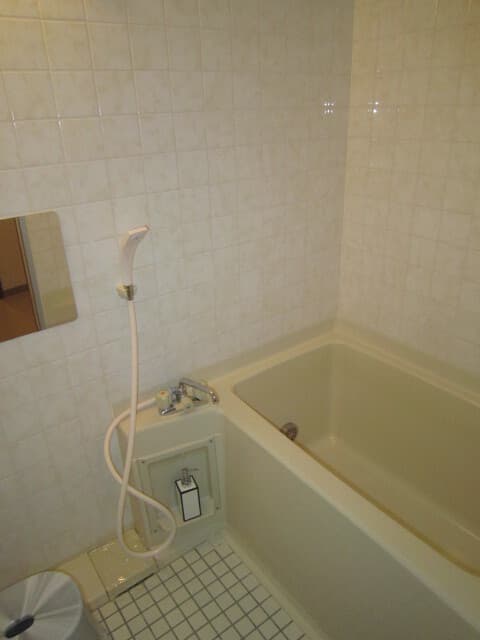Room image 14