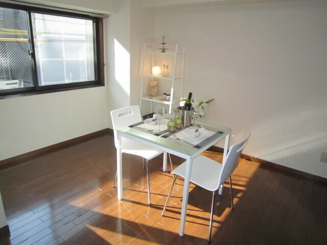 Room image 9