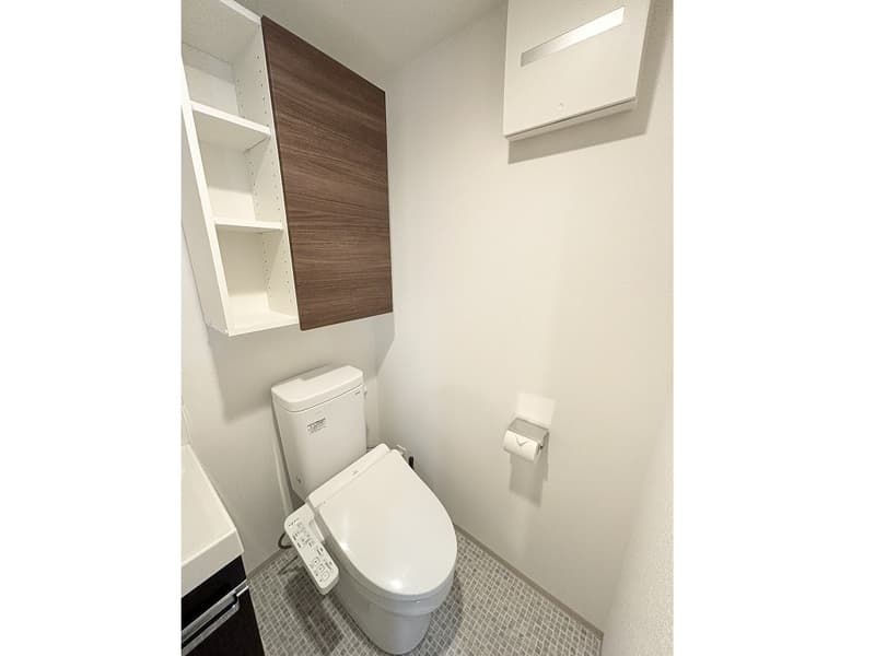 Room image 11