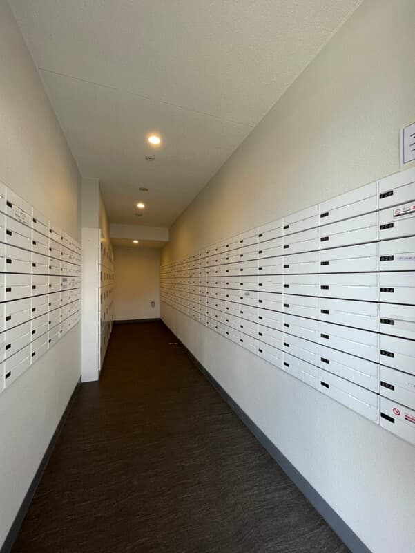 Room image 12