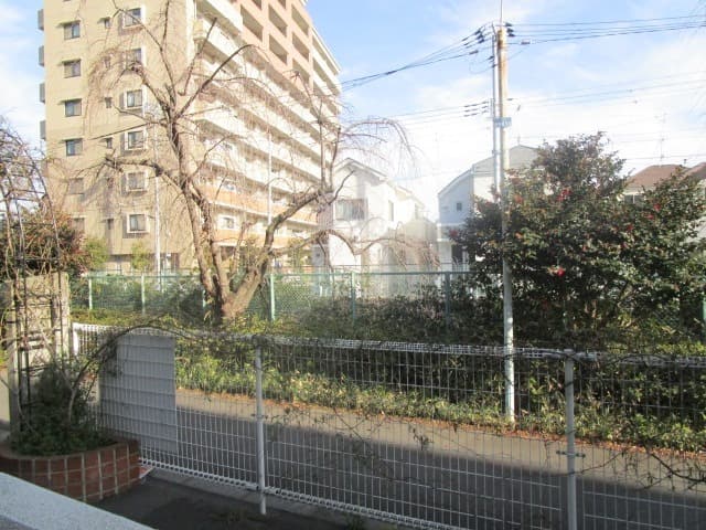 Room image 12
