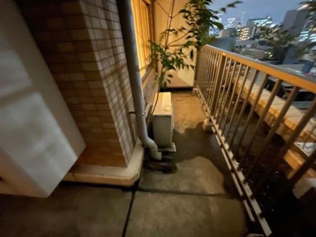 Room image 13