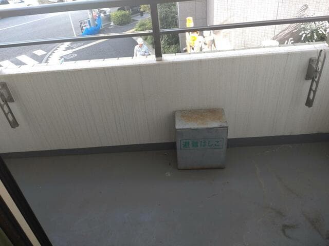 Room image 8