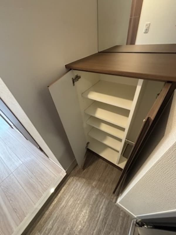 Room image 12