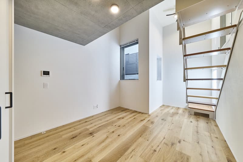 Room image 10