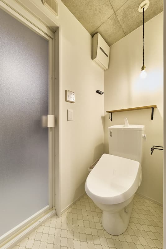 Room image 8