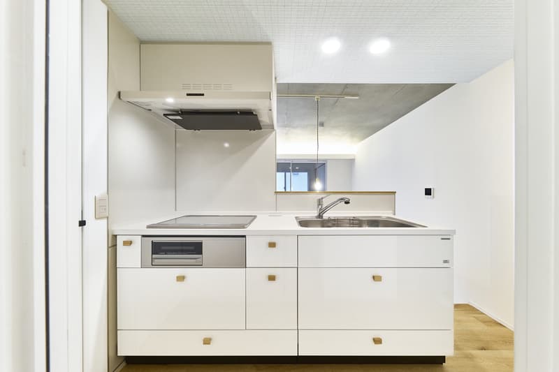 Room image 8