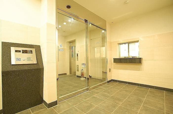 Room image 13