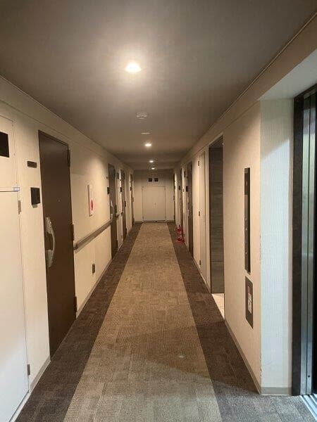 Room image 11