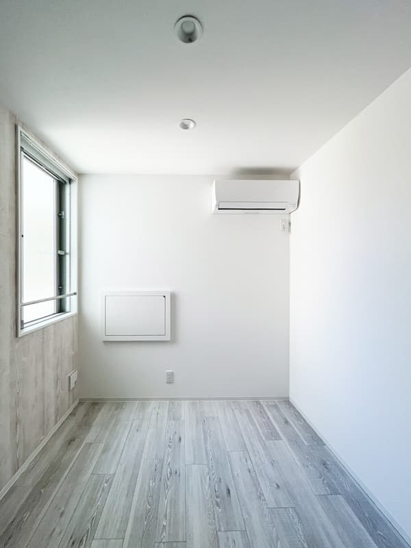 Room image 11