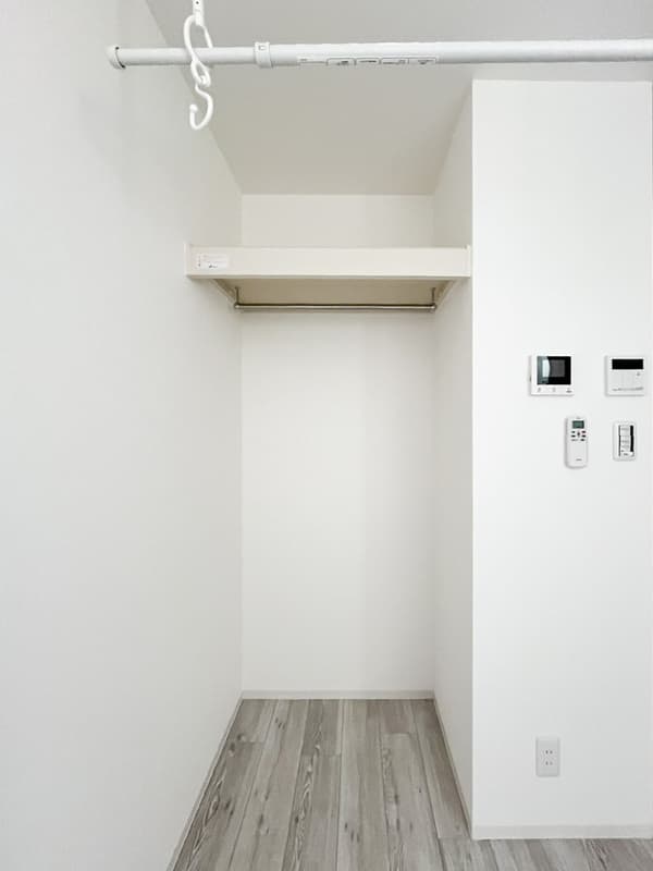 Room image 14
