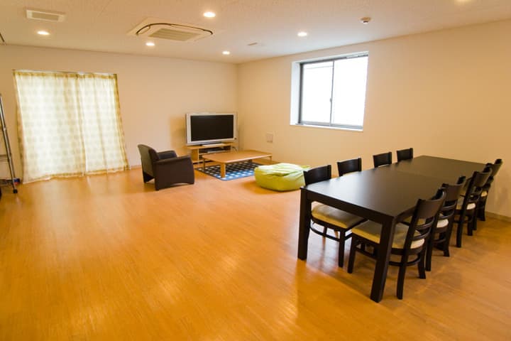 Room image 15